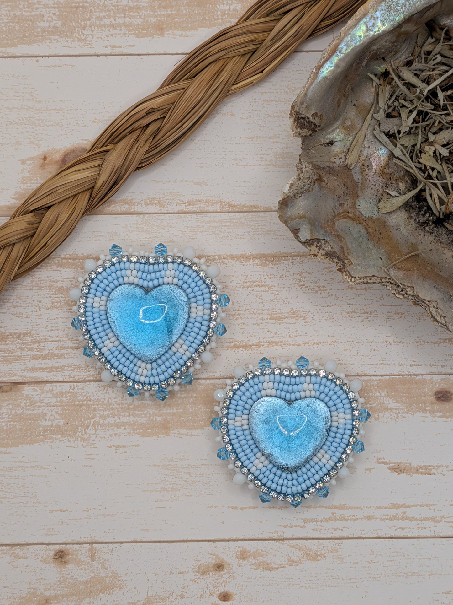 1989 Vibes Heart Earrings