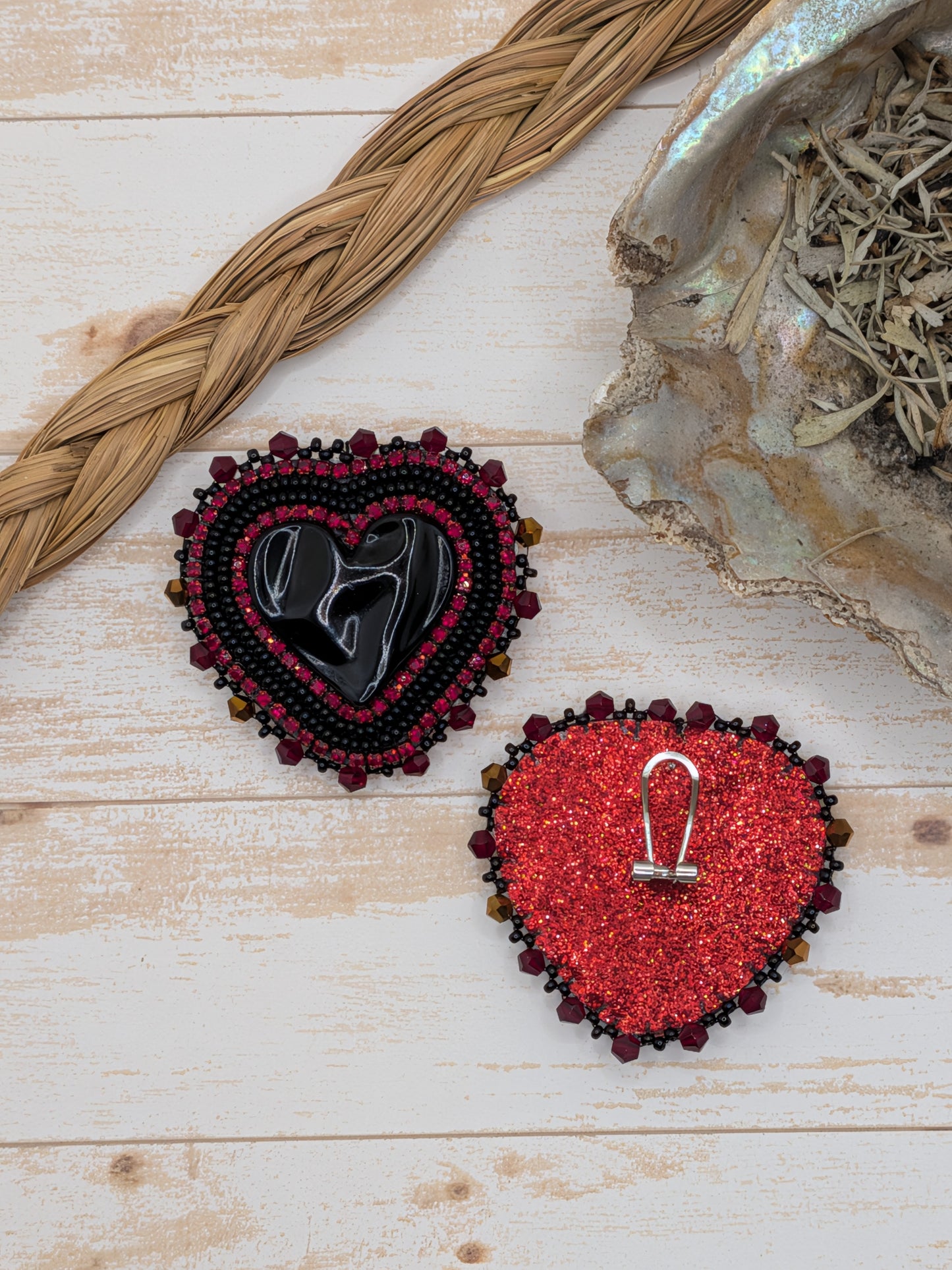 Reputation Vibes Heart Earrings